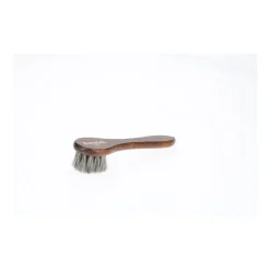 LITTLE GREY BRUSH